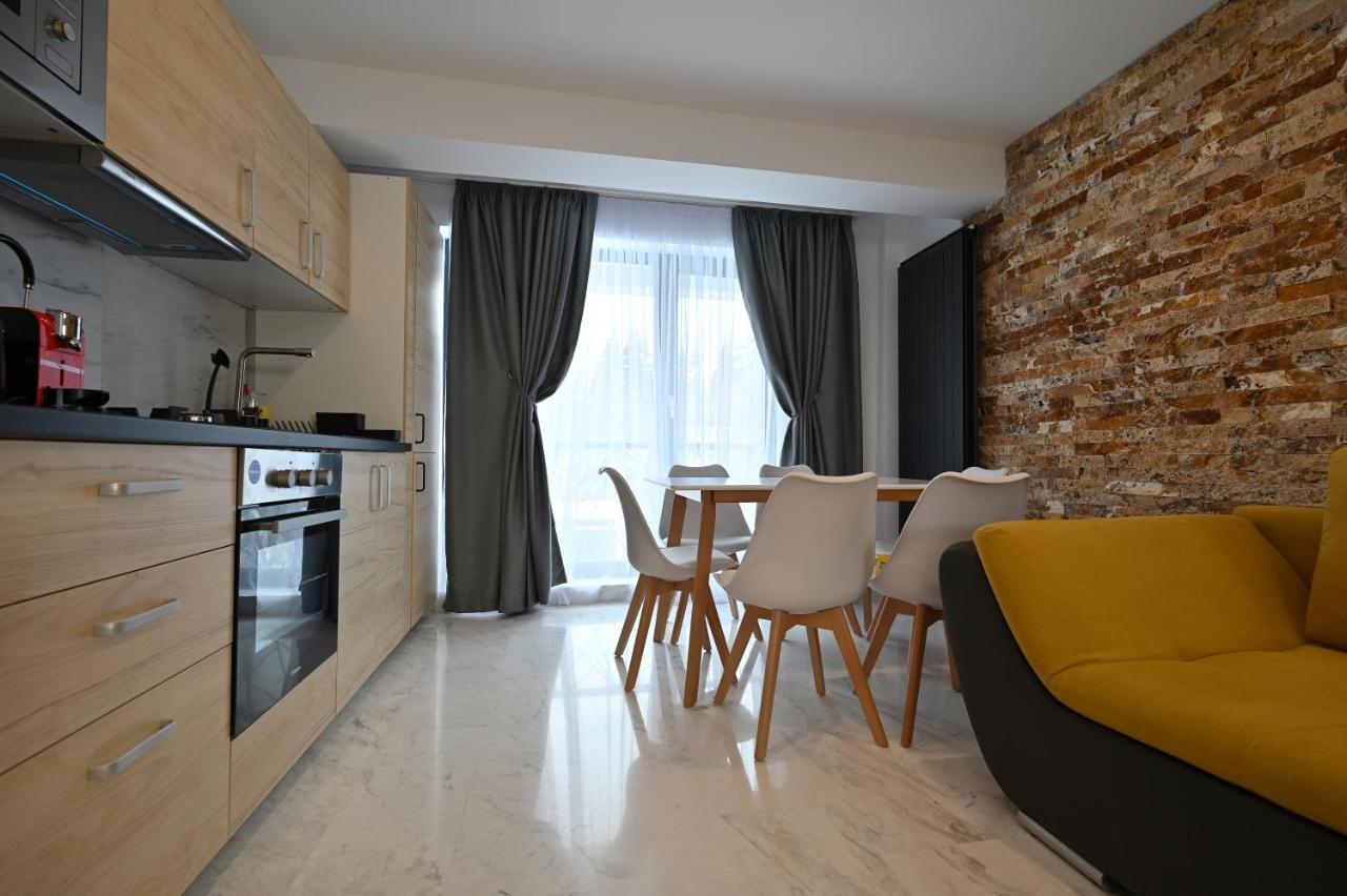 R&B Apartments Предял Экстерьер фото