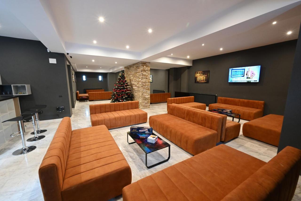 R&B Apartments Предял Экстерьер фото