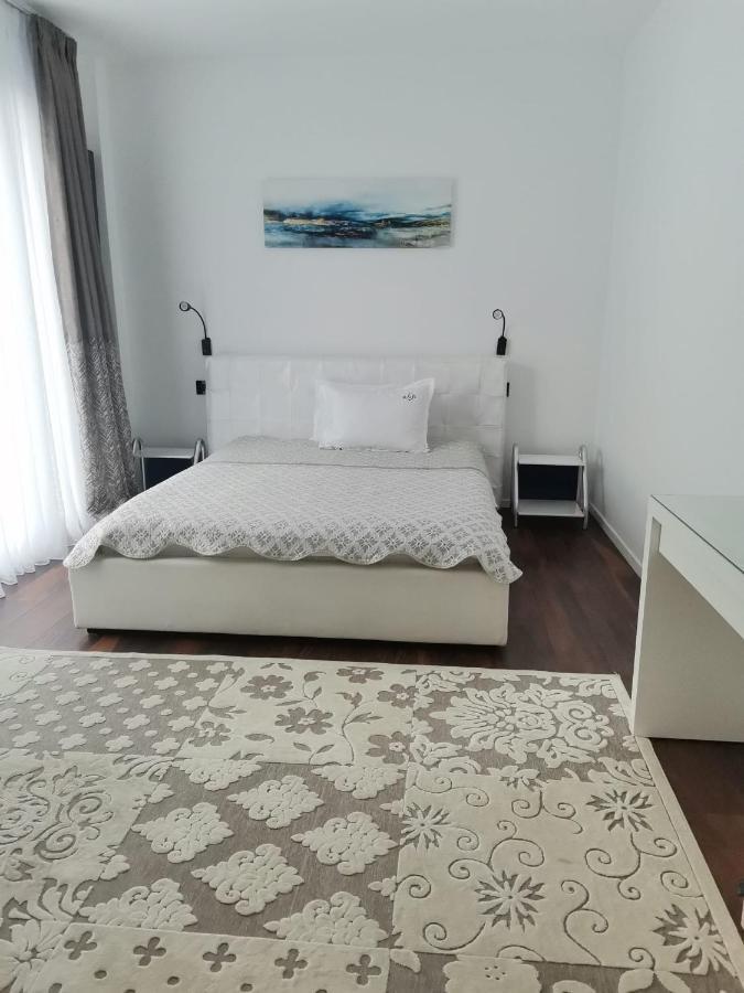 R&B Apartments Предял Экстерьер фото